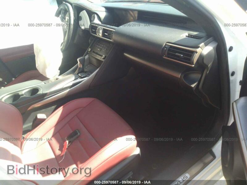 2018 Lexus IS (VIN JTHBA1D26J5083220) — photo 5 of 10