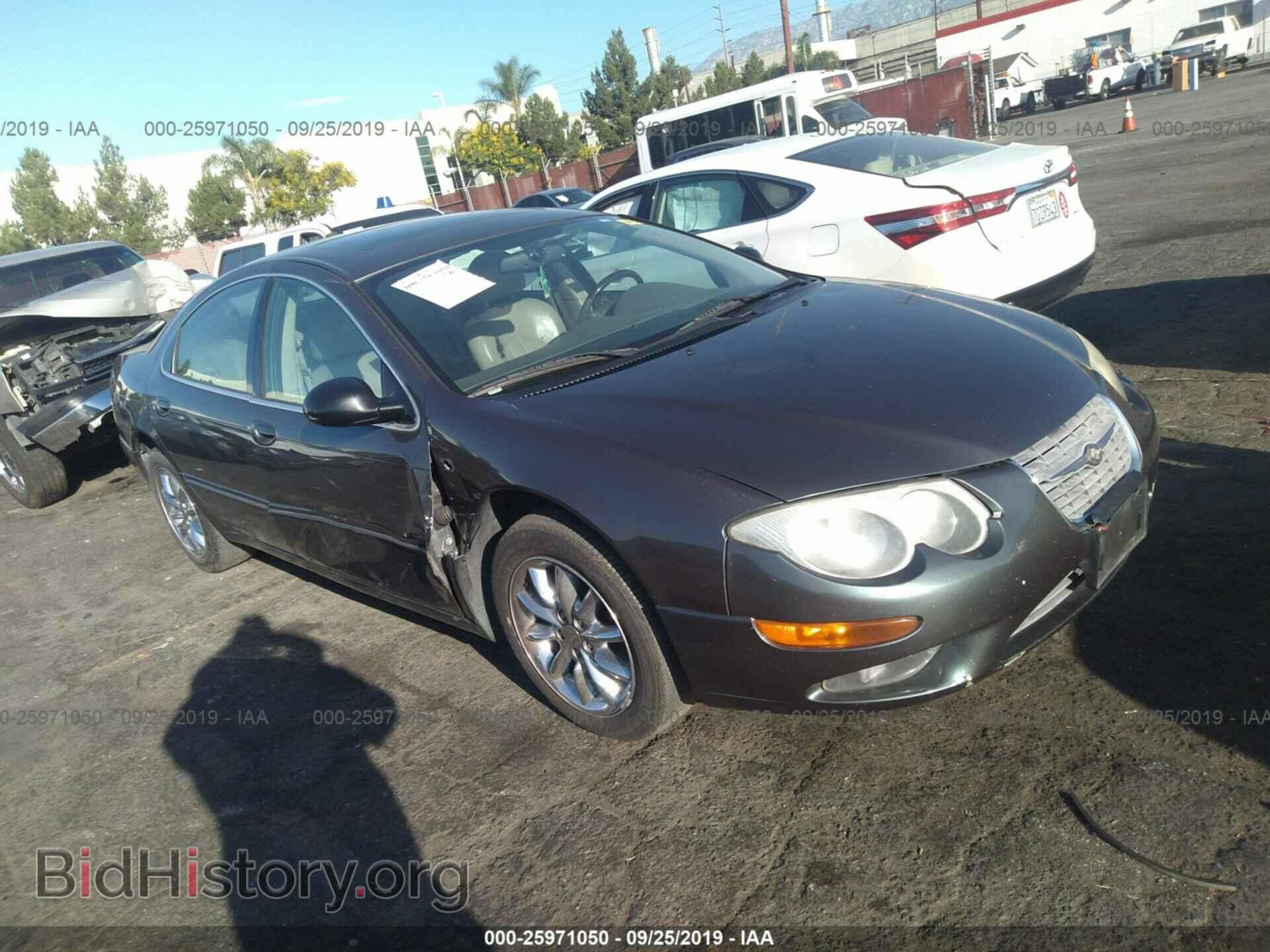 Photo 2C3HE66G84H618538 - CHRYSLER 300M 2004