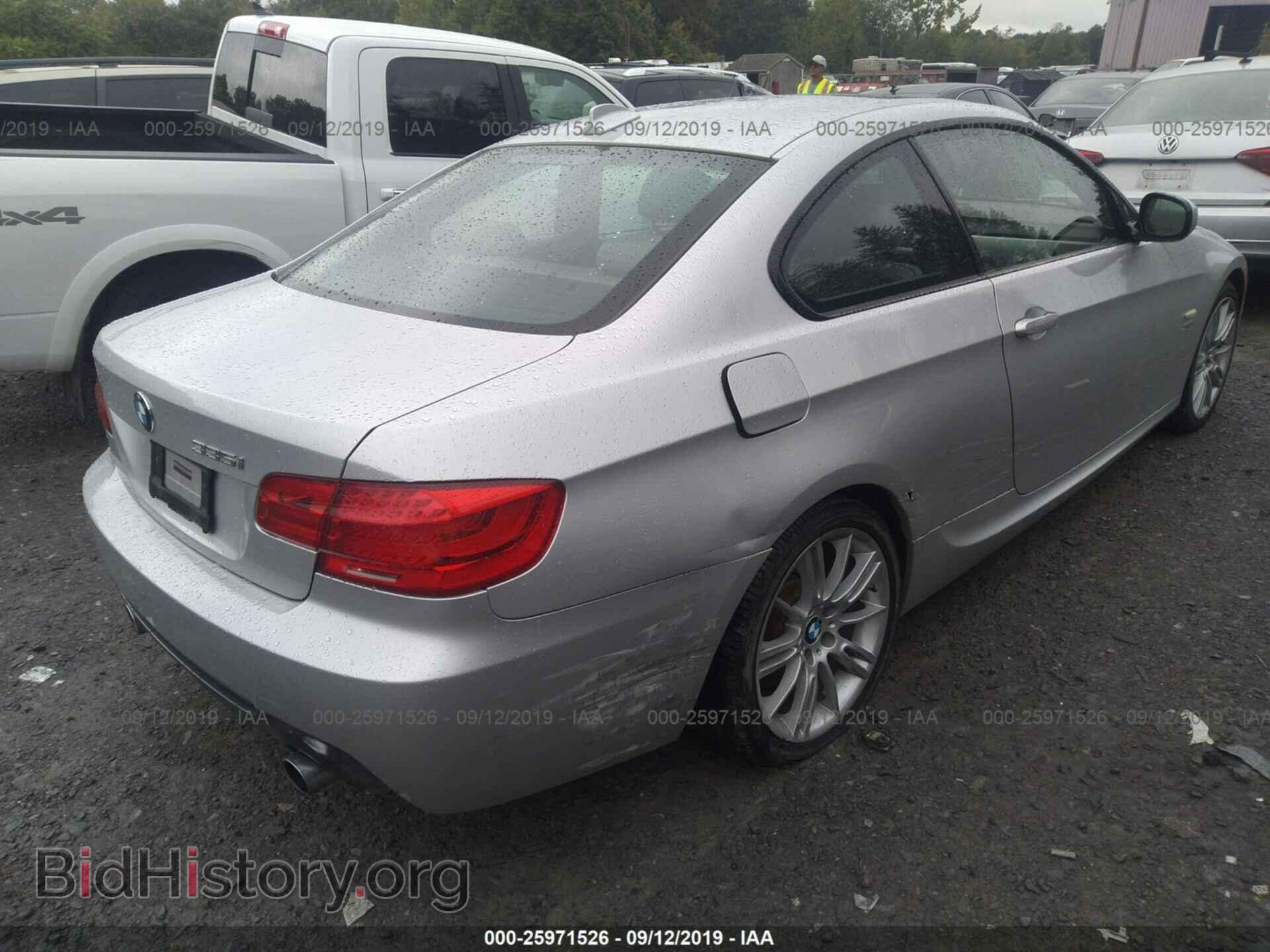 2011 BMW 335 - VIN: WBAKF9C5XBE671861 - Фото 4