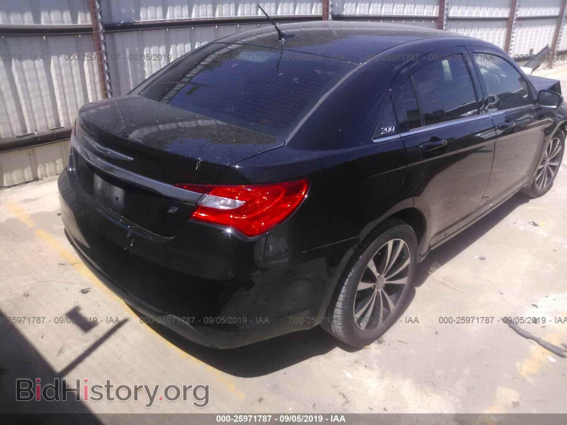 2012 CHRYSLER 200 - VIN: 1C3CCBHG8CN121596 - Photo 4