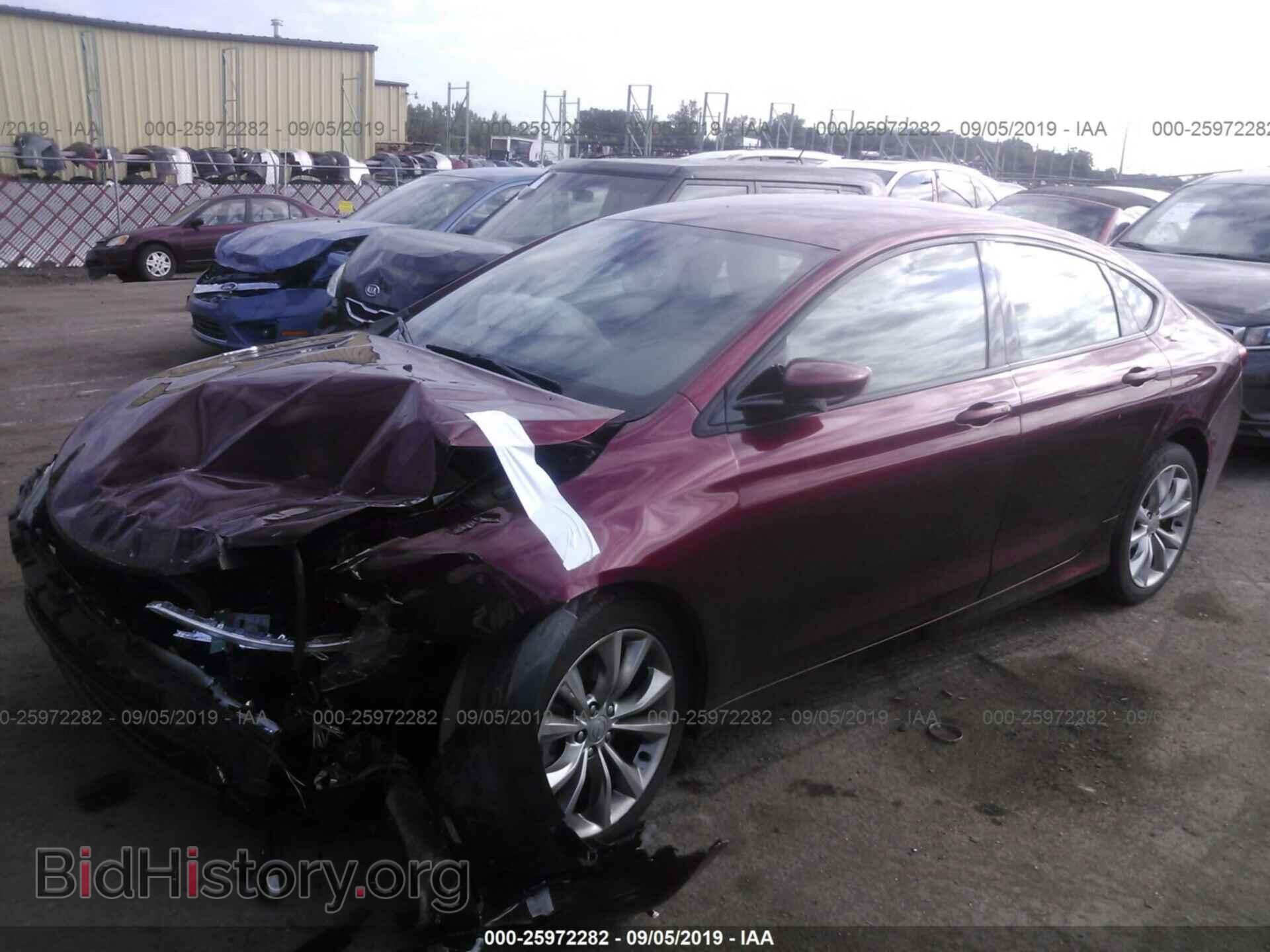 2015 CHRYSLER 200 - VIN: 1C3CCCBBXFN670322 - Photo 2
