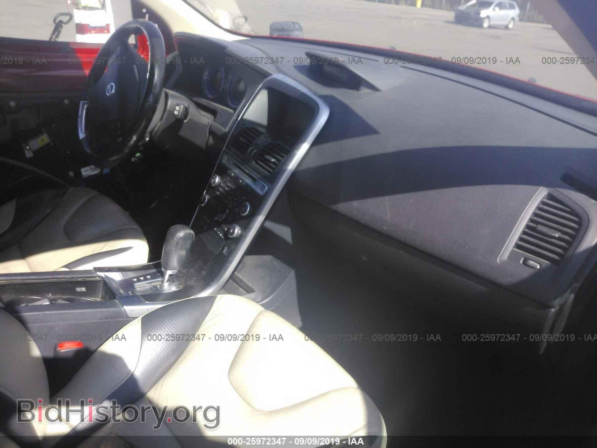 2010 VOLVO XC60 - VIN: YV4992DZ1A2102380 - Фото 5