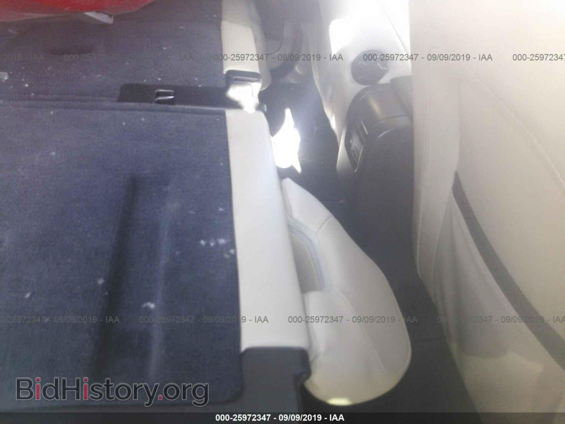 2010 VOLVO XC60 - VIN: YV4992DZ1A2102380 - Фото 8