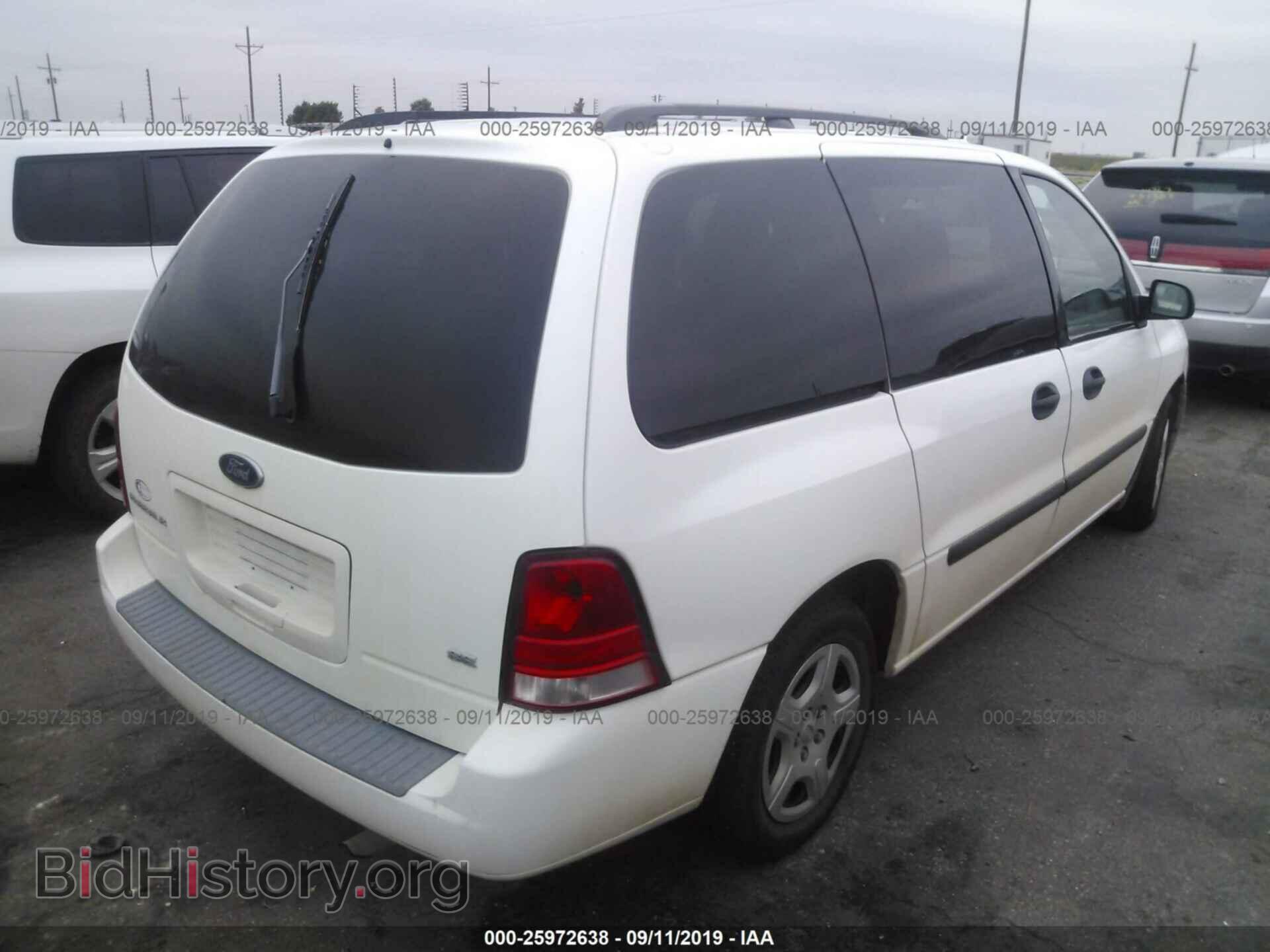 2005 FORD FREESTAR - VIN: 2FMZA51675BA68737 - Фото 4