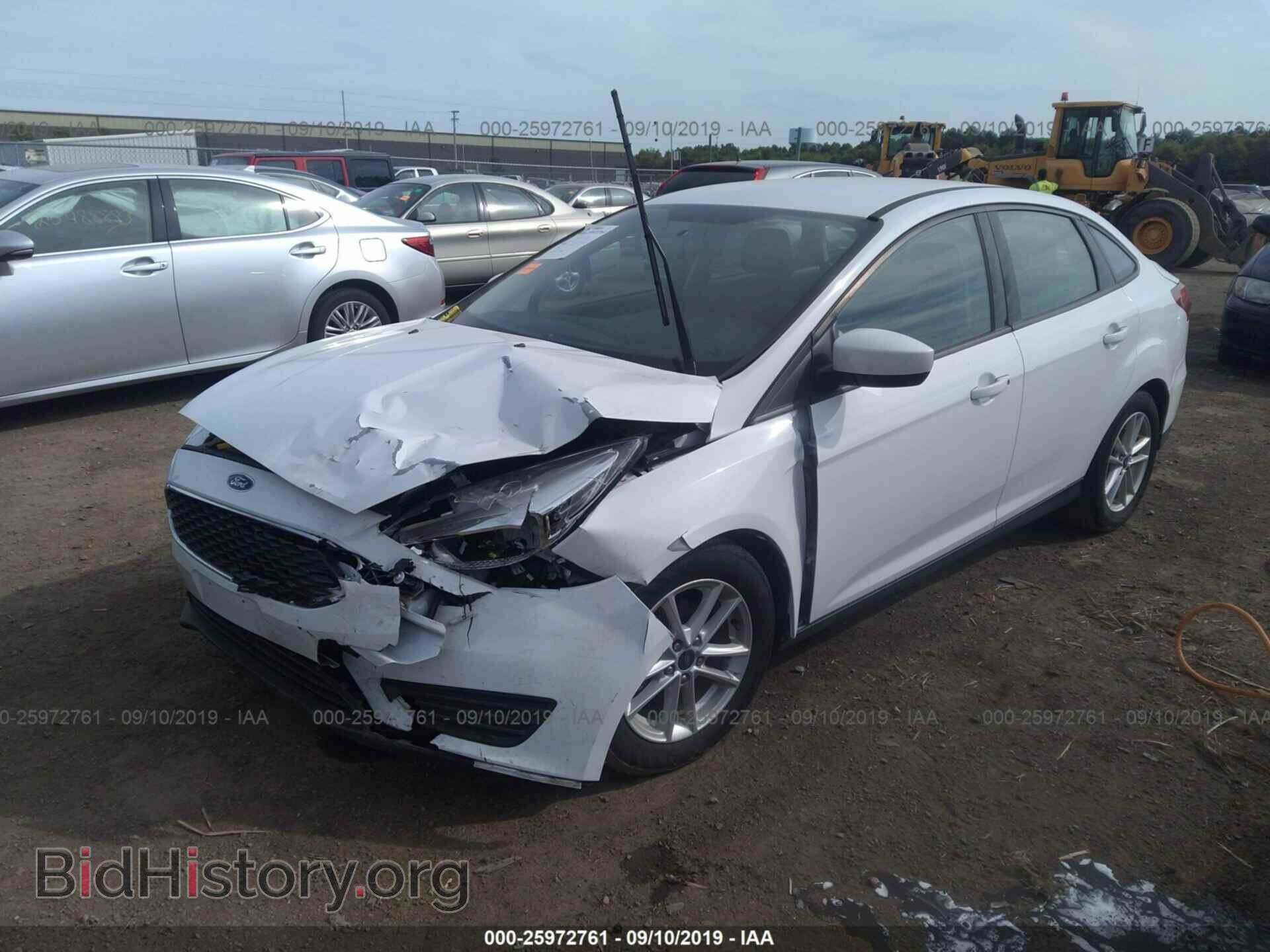 2018 FORD FOCUS - VIN: 1FADP3F22JL320434 - Фото 2