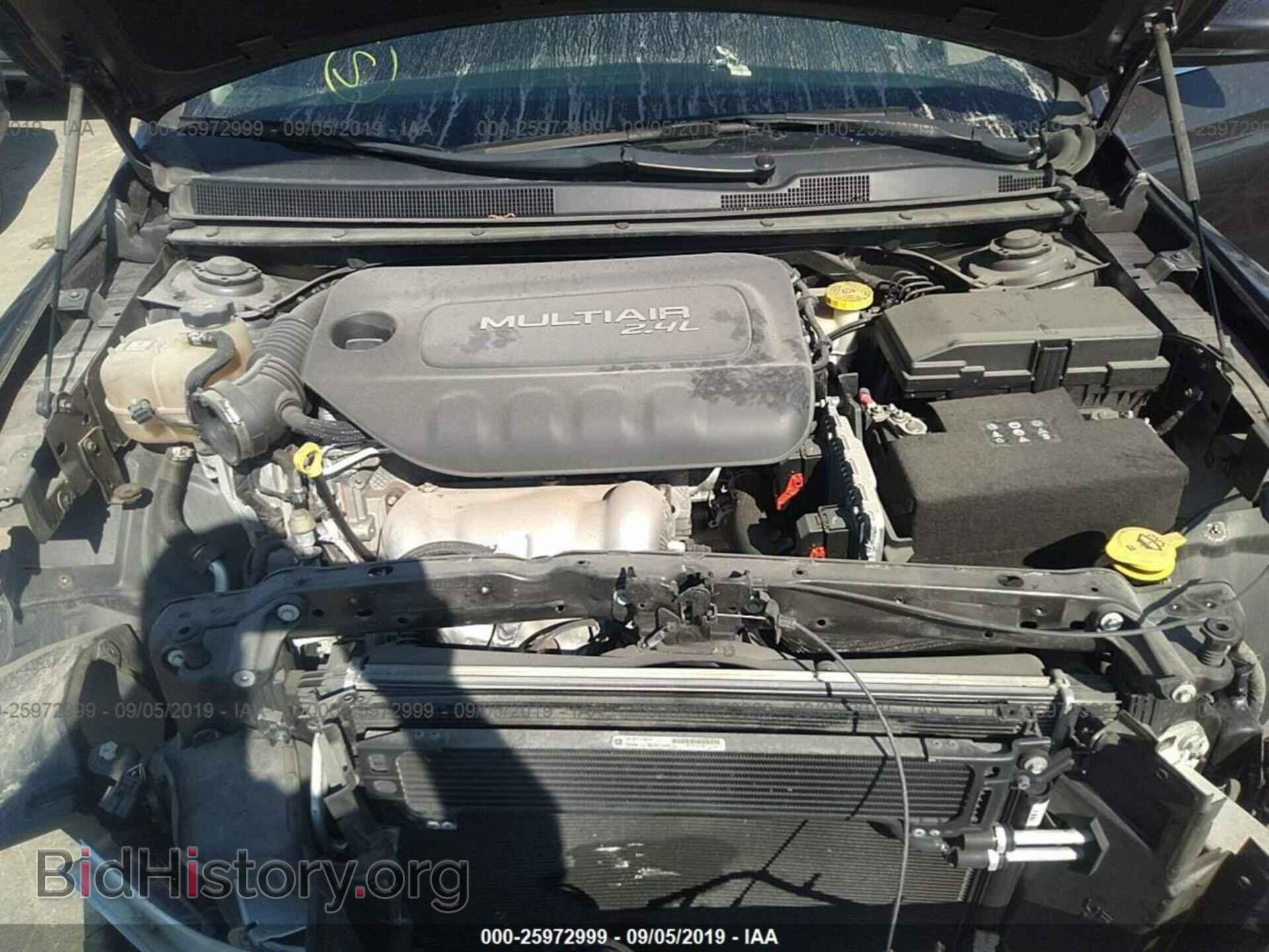 2015 CHRYSLER 200 - VIN: 1C3CCCAB1FN617784 - Фото 10