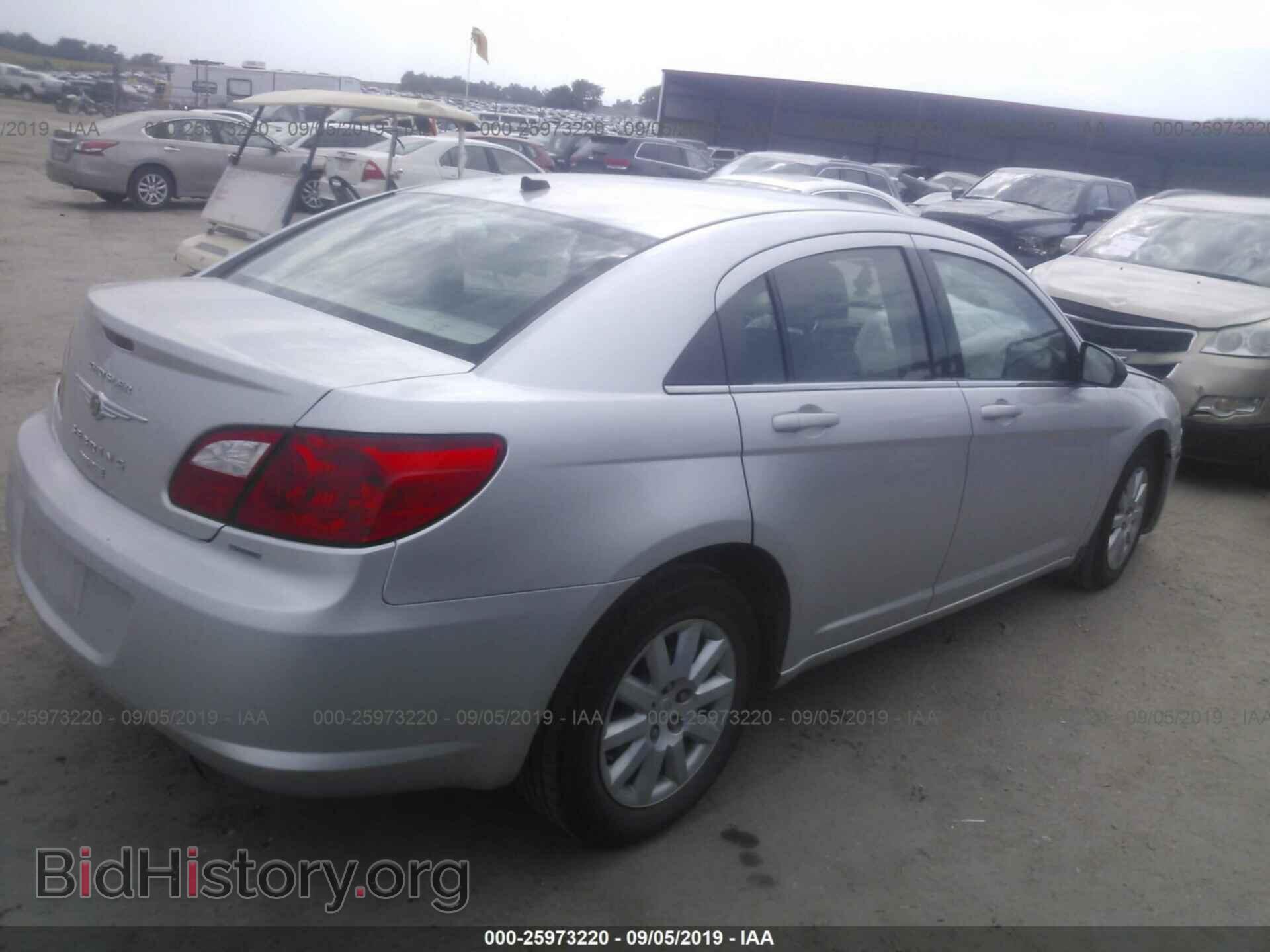 2010 CHRYSLER SEBRING - VIN: 1C3CC4FB6AN148103 - Фото 4