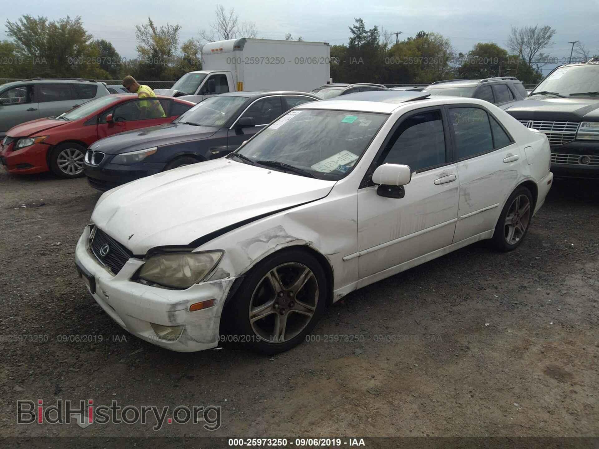 2002 LEXUS IS - VIN: JTHBD192720053786 - Фото 2