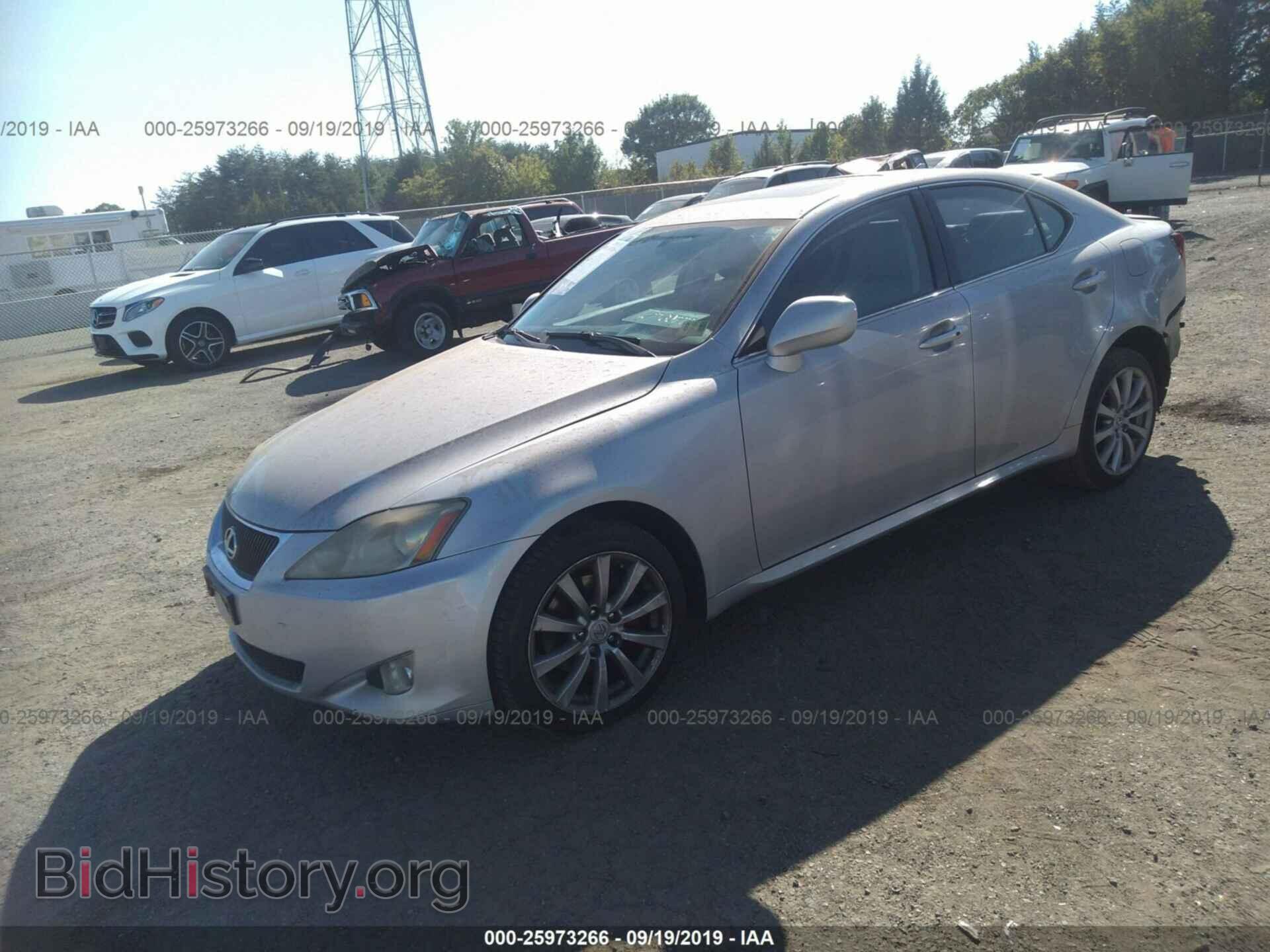 2008 LEXUS IS - VIN: JTHCK262285018802 - Фото 2