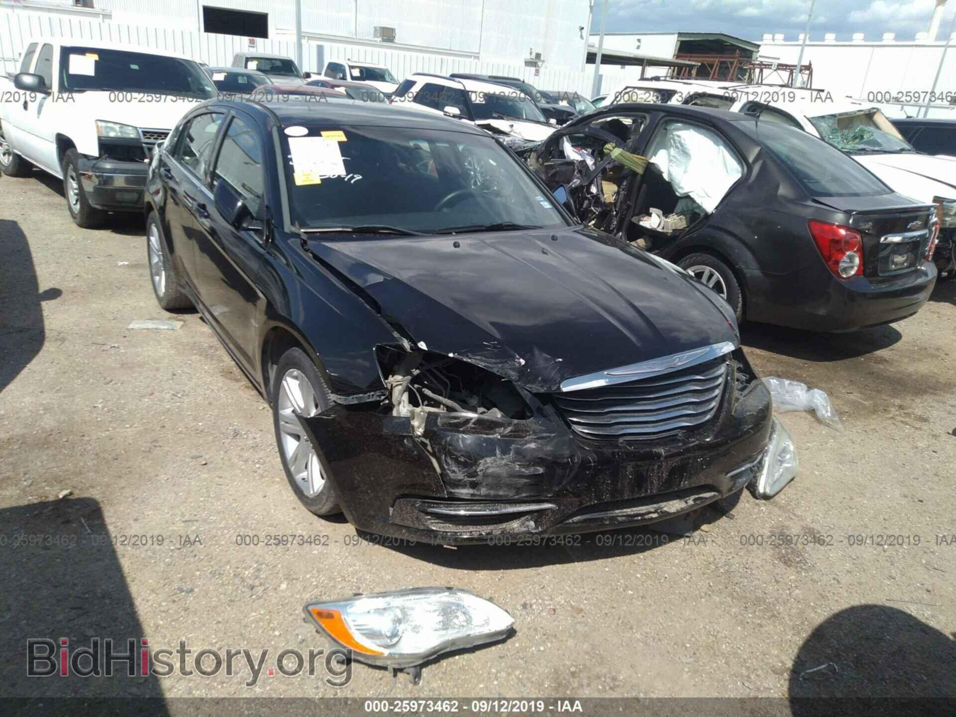 Фотография 1C3CCBAB4DN642119 - CHRYSLER 200 2013