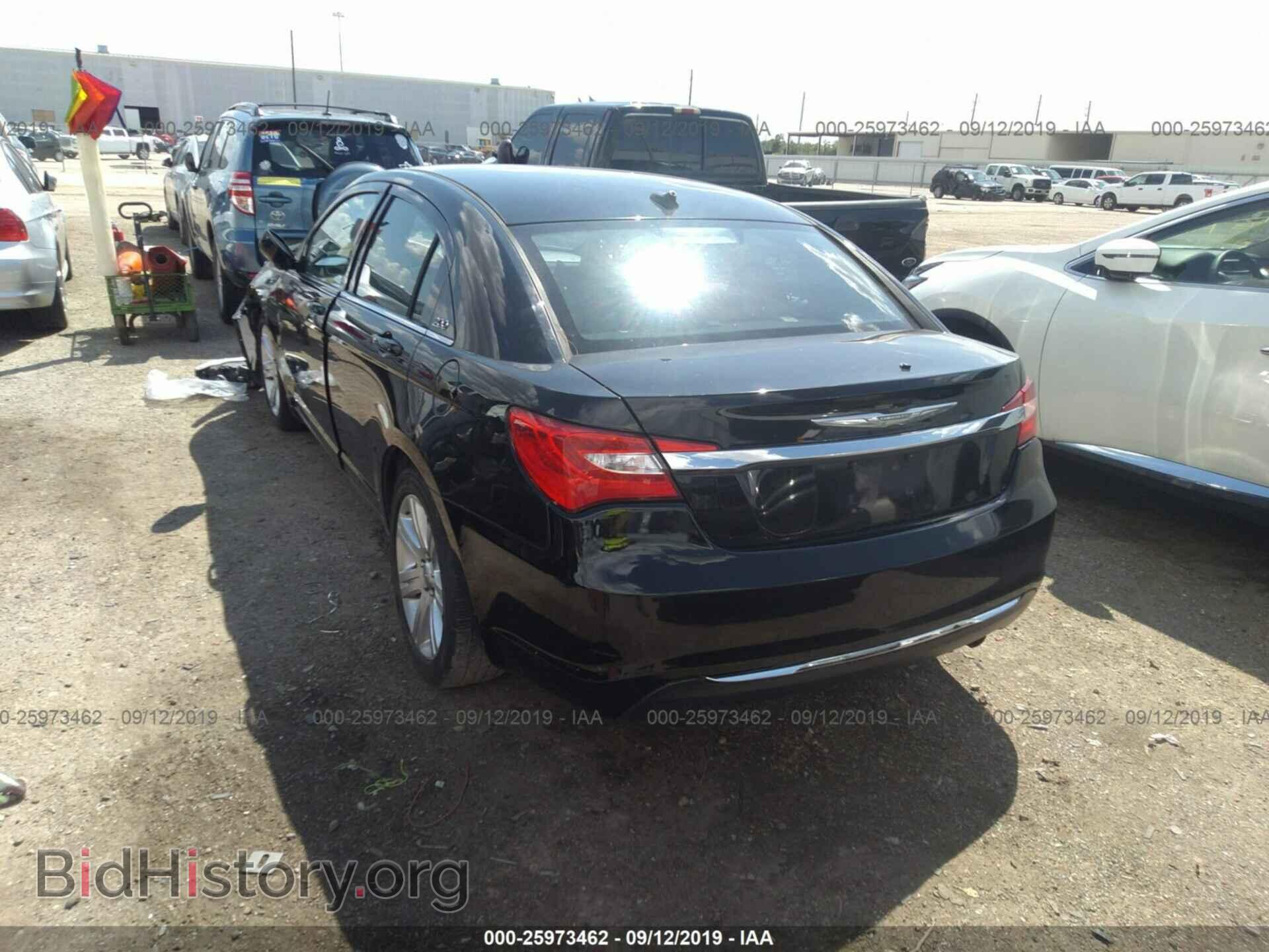 2013 CHRYSLER 200 - VIN: 1C3CCBAB4DN642119 - Photo 3