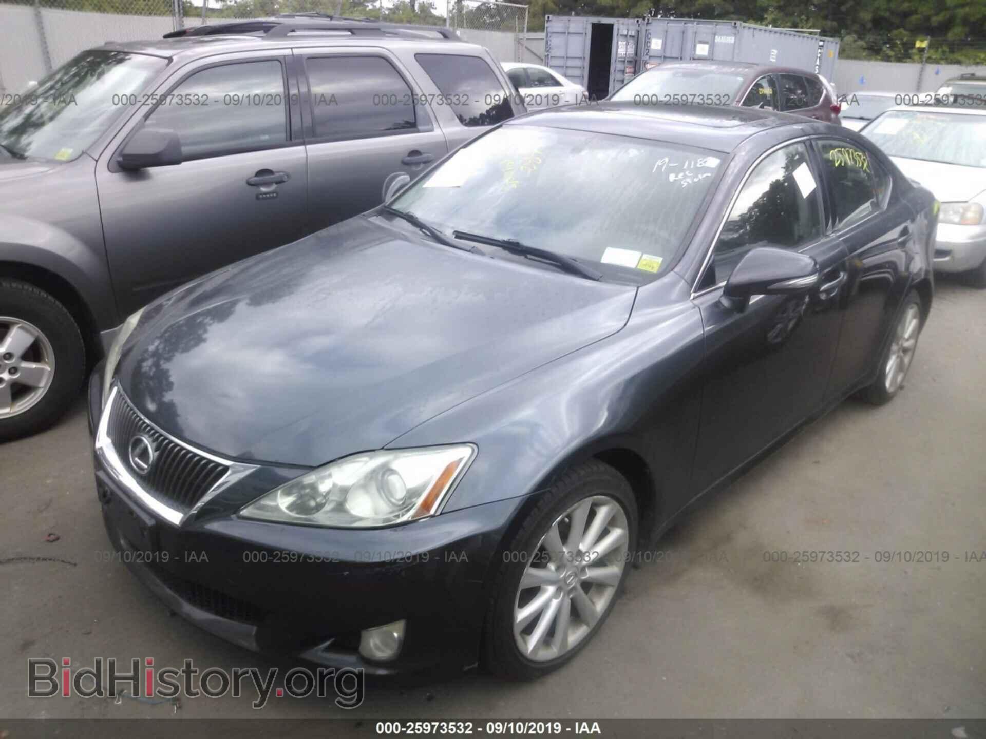 2009 LEXUS IS - VIN: JTHCK262795028520 - Фото 2
