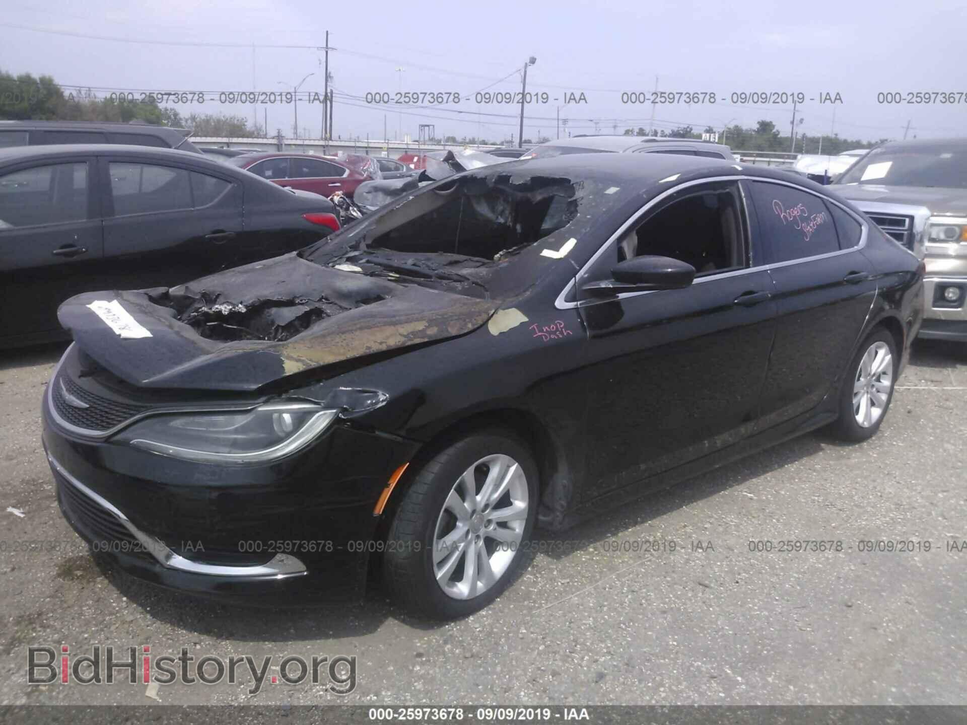 2016 CHRYSLER 200 - VIN: 1C3CCCAB5GN108167 - Фото 2