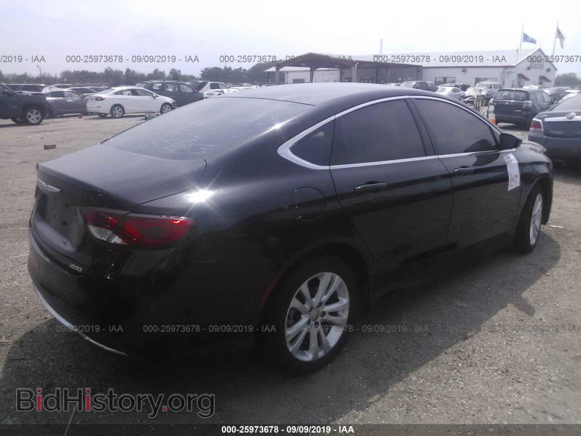 2016 CHRYSLER 200 - VIN: 1C3CCCAB5GN108167 - Фото 4