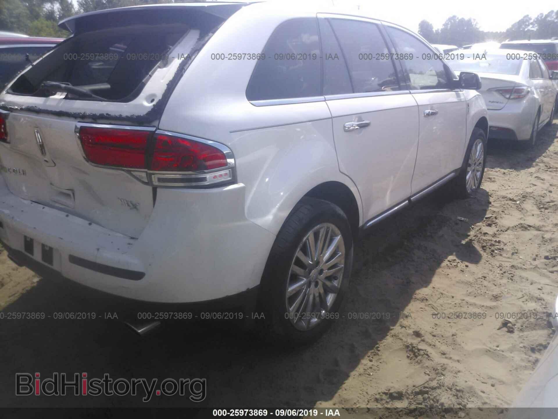 2011 LINCOLN MKX - VIN: 2LMDJ6JK2BBJ18828 - Фото 4