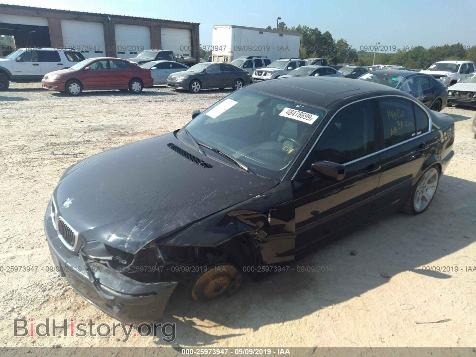 2003 BMW 330 - VIN: WBAEW53473PN31401 - Photo 2