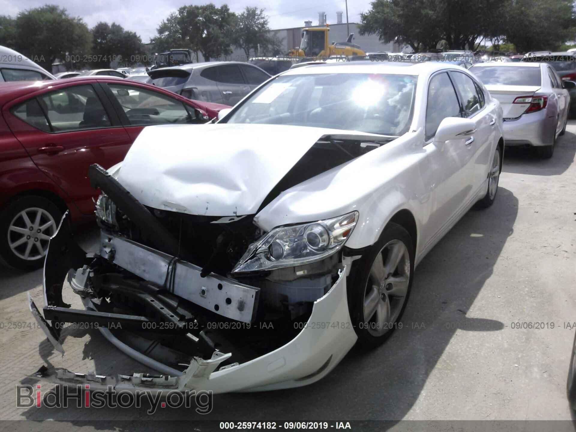 2010 LEXUS LS - VIN: JTHBL5EF6A5096231 - Фото 2