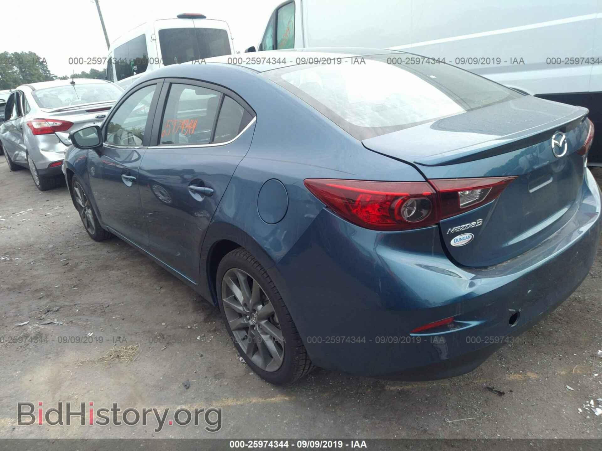 2018 MAZDA 3 - VIN: 3MZBN1V32JM263735 - Фото 3
