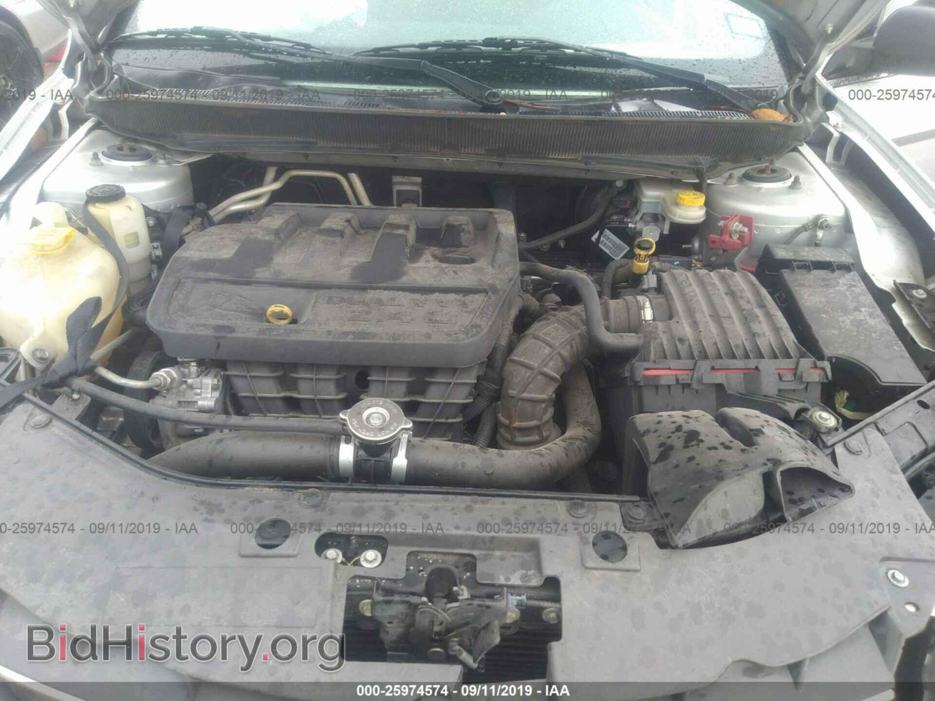2010 CHRYSLER SEBRING - VIN: 1C3CC4FB4AN220335 - Фото 10