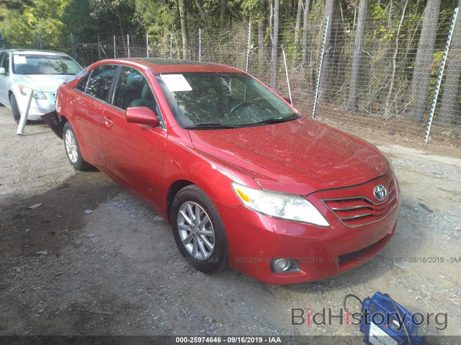 Photo 4T1BF3EK9BU673735 - TOYOTA CAMRY 2011