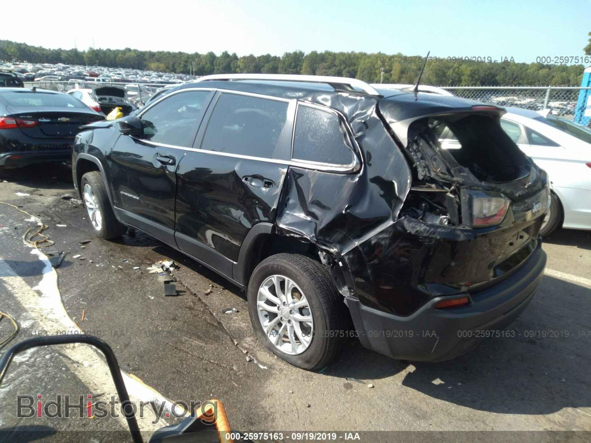 2019 JEEP CHEROKEE - VIN: 1C4PJLCB8KD144580 - Фото 3