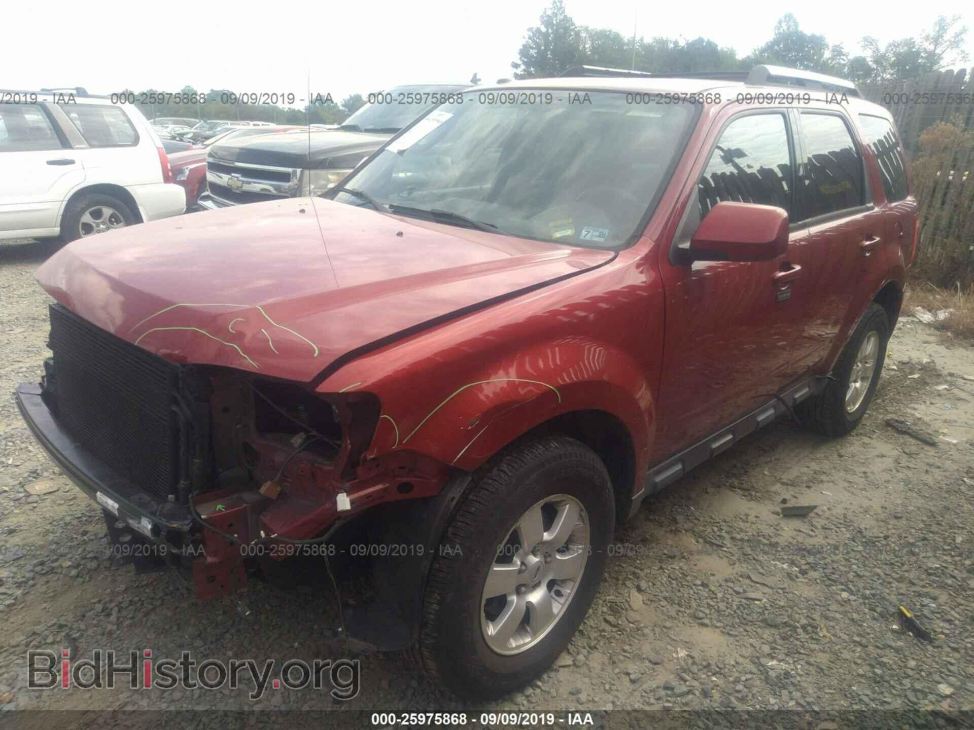 2011 FORD ESCAPE - VIN: 1FMCU9E71BKC21993 - Photo 2