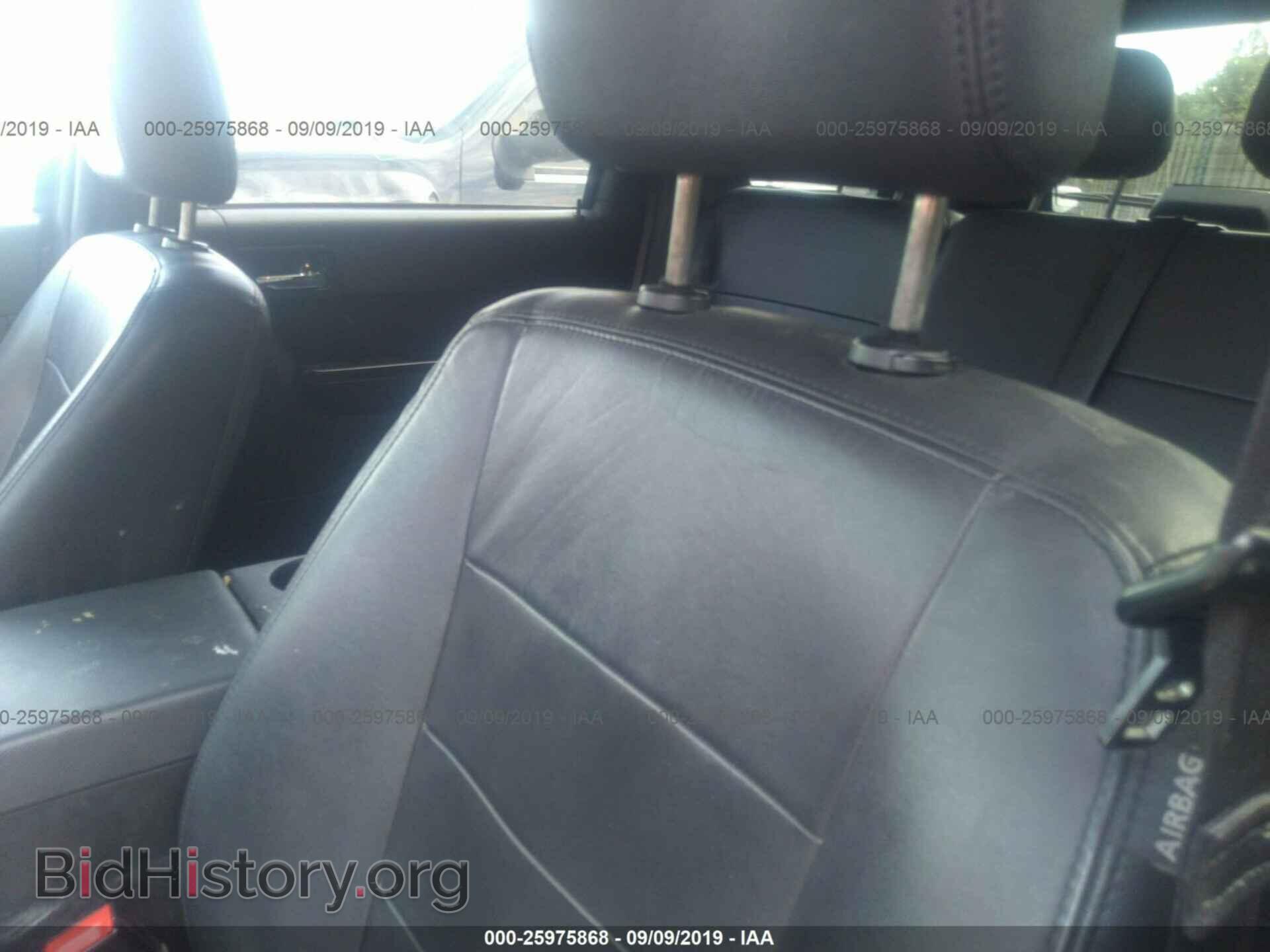 2011 FORD ESCAPE - VIN: 1FMCU9E71BKC21993 - Photo 8