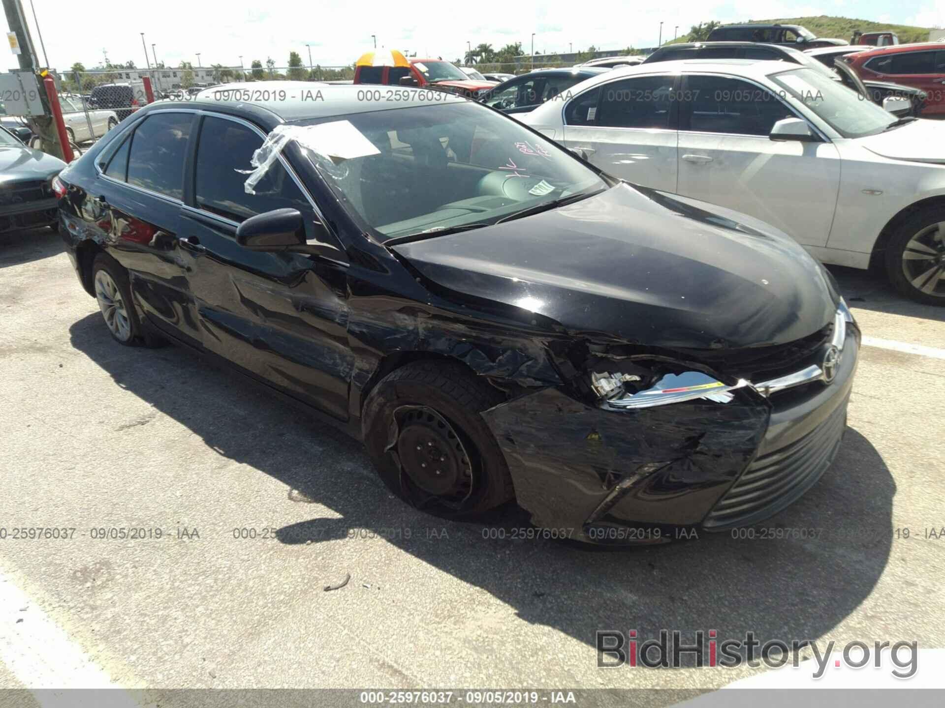 Photo 4T1BF1FK3HU288781 - TOYOTA CAMRY 2017