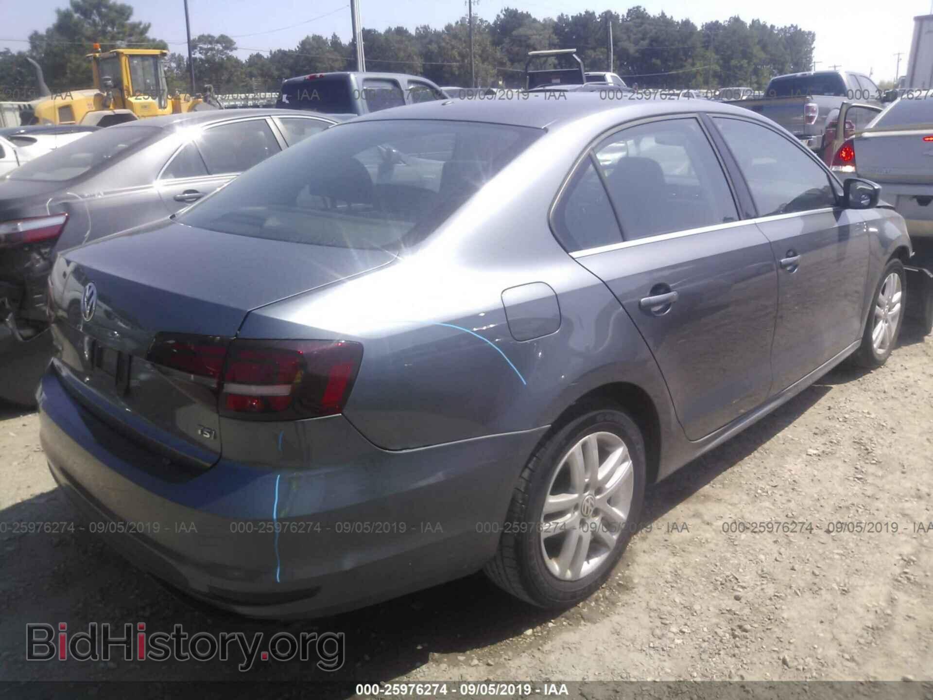 2017 VOLKSWAGEN JETTA - VIN: 3VW2B7AJ8HM272160 - Фото 4