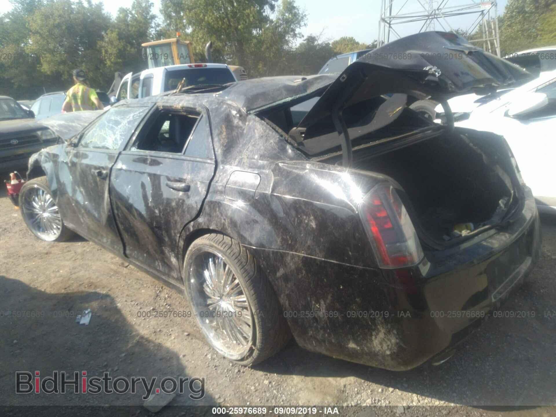 2014 CHRYSLER 300 - VIN: 2C3CCAGG6EH229366 - Фото 3