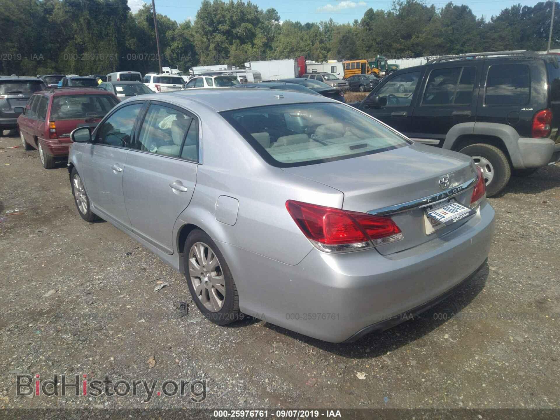 2011 TOYOTA AVALON - VIN: 4T1BK3DB3BU377882 - Фото 3