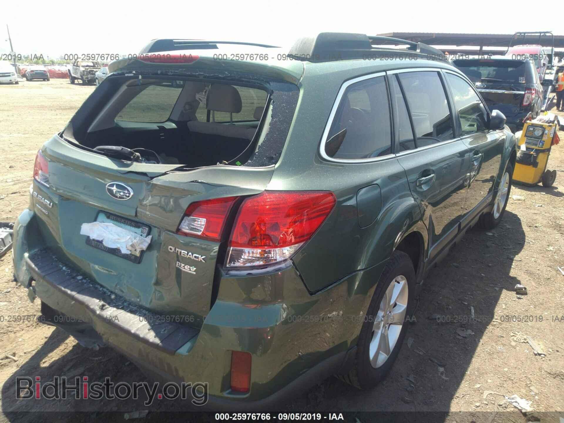 2014 SUBARU OUTBACK - VIN: 4S4BRBAC7E3303958 - Фото 4
