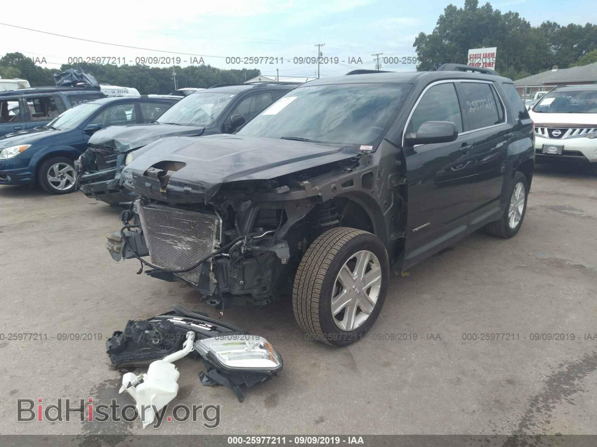 2011 GMC TERRAIN - VIN: 2CTALSEC3B6421607 - Фото 2