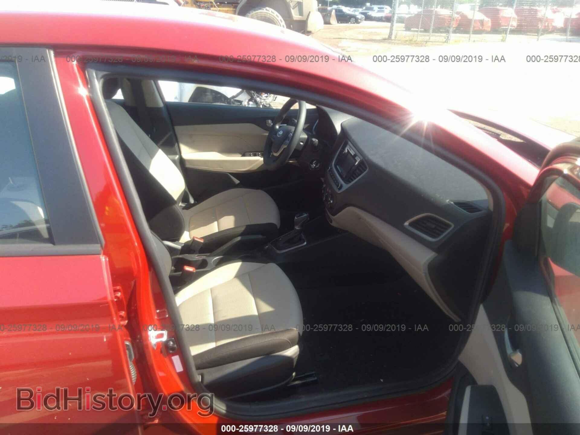 2019 HYUNDAI ACCENT - VIN: 3KPC24A30KE064542 - Фото 5