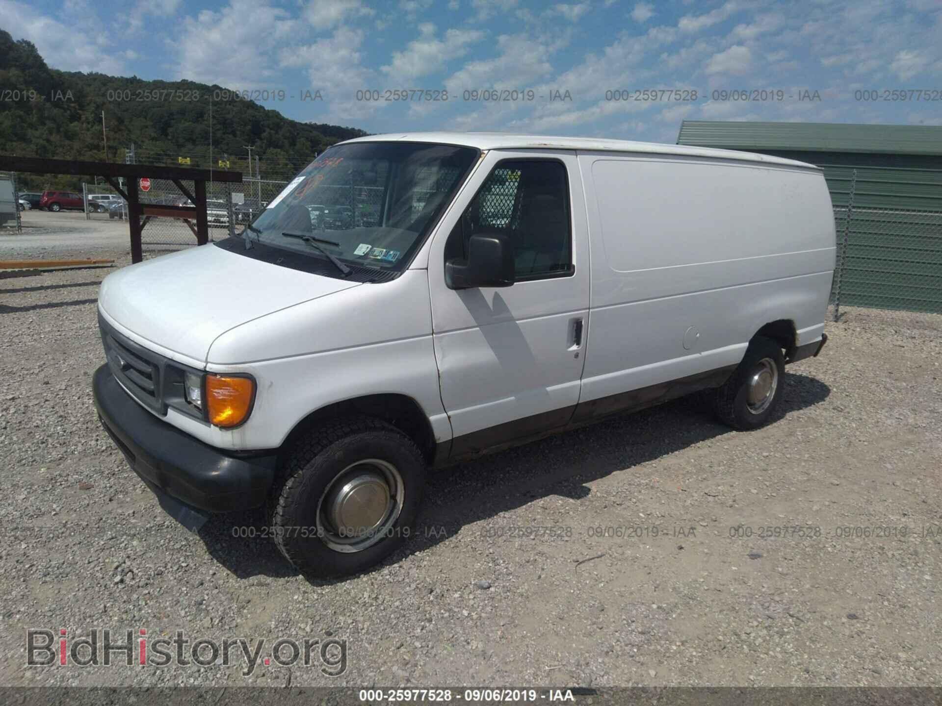 2003 Ford Econoline - VIN: 1FTNE24L83HA94772 - Photo 2