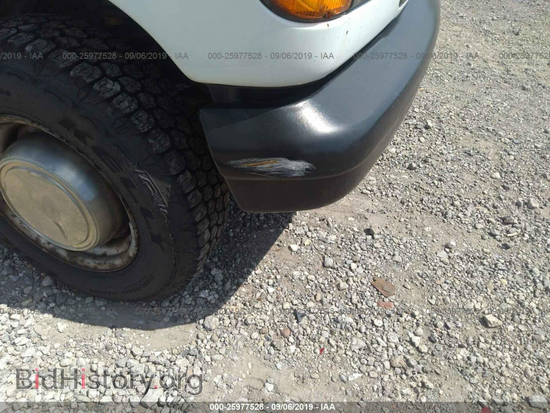 2003 Ford Econoline - VIN: 1FTNE24L83HA94772 - Photo 6