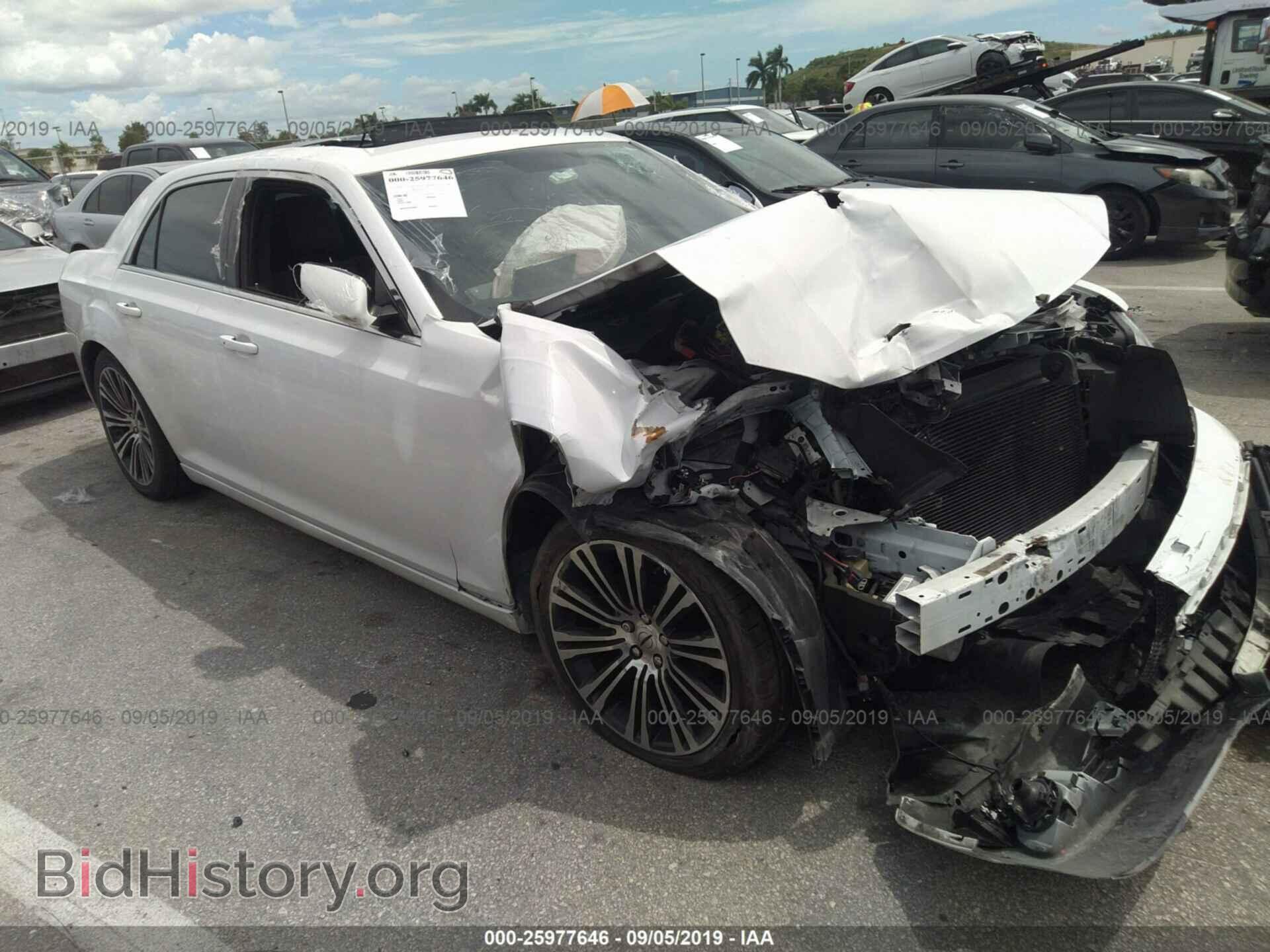Photo 2C3CCABG3CH129844 - CHRYSLER 300 2012