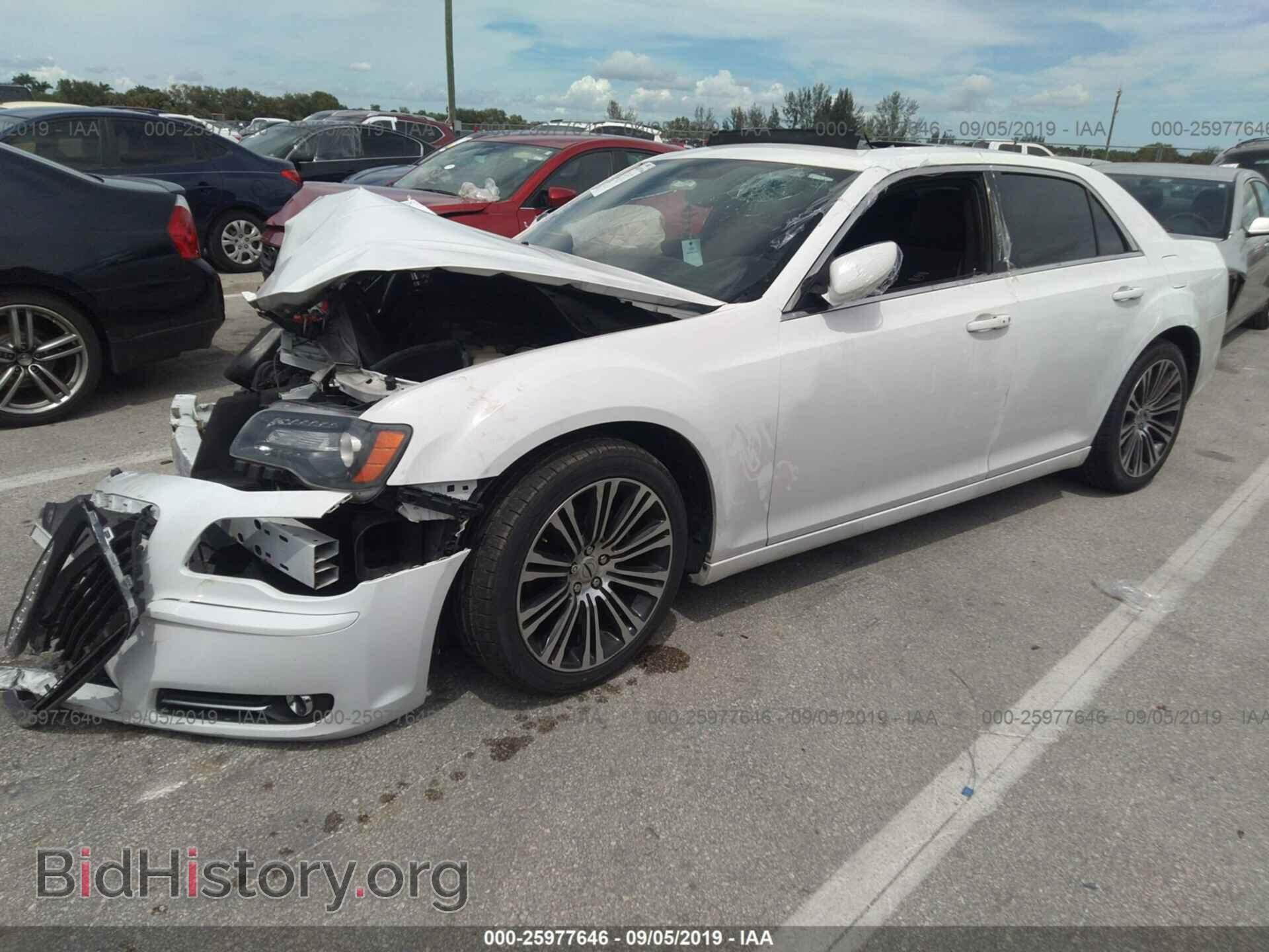 2012 CHRYSLER 300 - VIN: 2C3CCABG3CH129844 - Photo 2