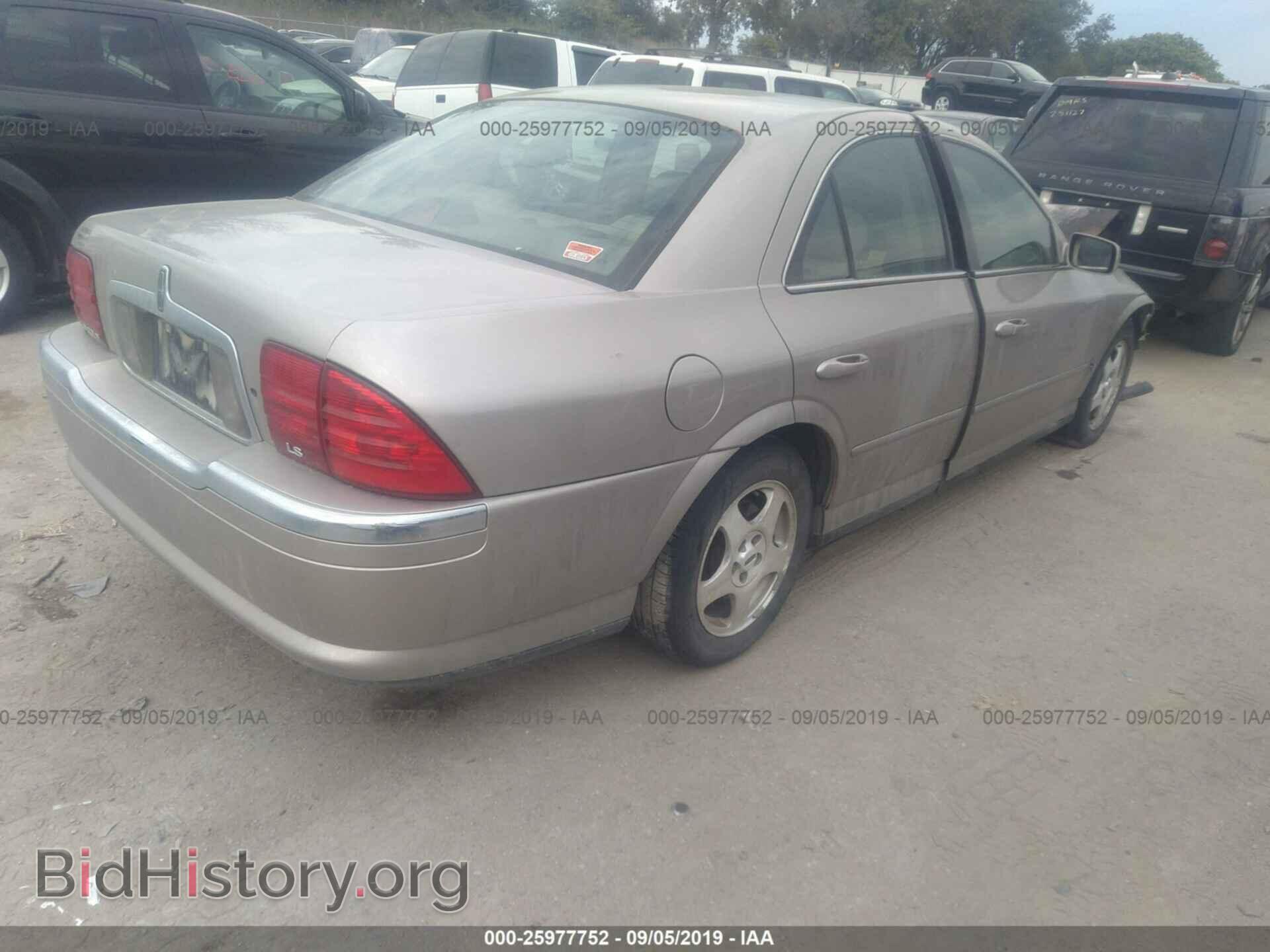 2000 LINCOLN LS - VIN: 1LNHM86S0YY926048 - Photo 4