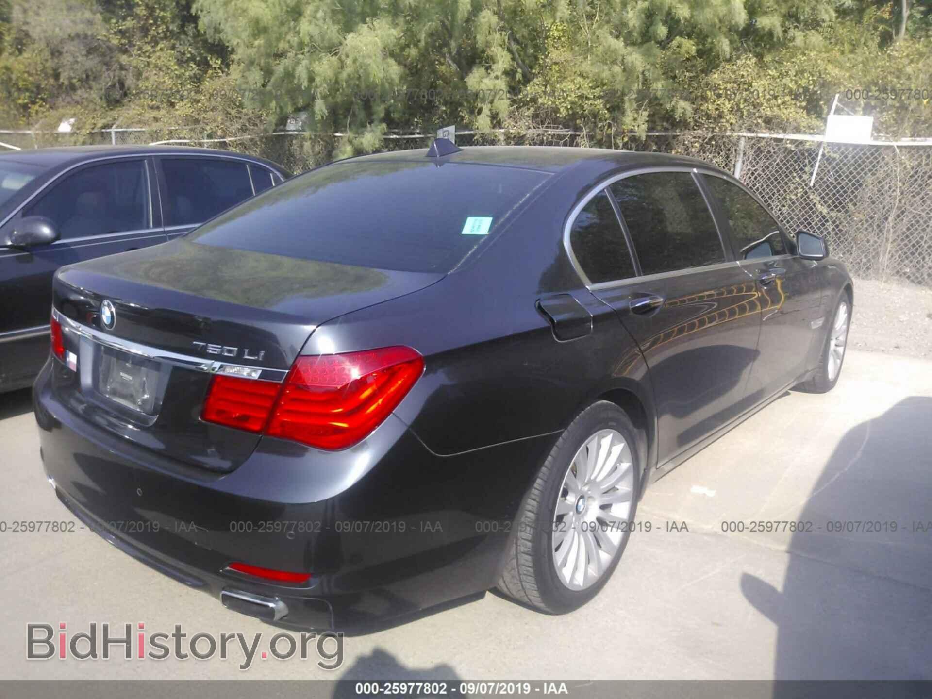 2012 BMW 750 - VIN: WBAKB8C59CC965318 - Фото 4