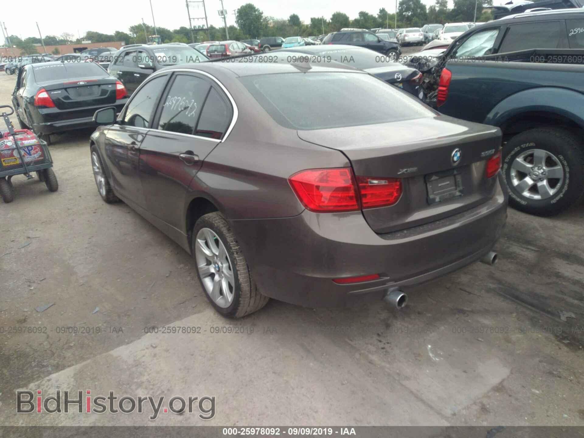 2015 BMW 335 - VIN: WBA3B9G54FNR94609 - Фото 3