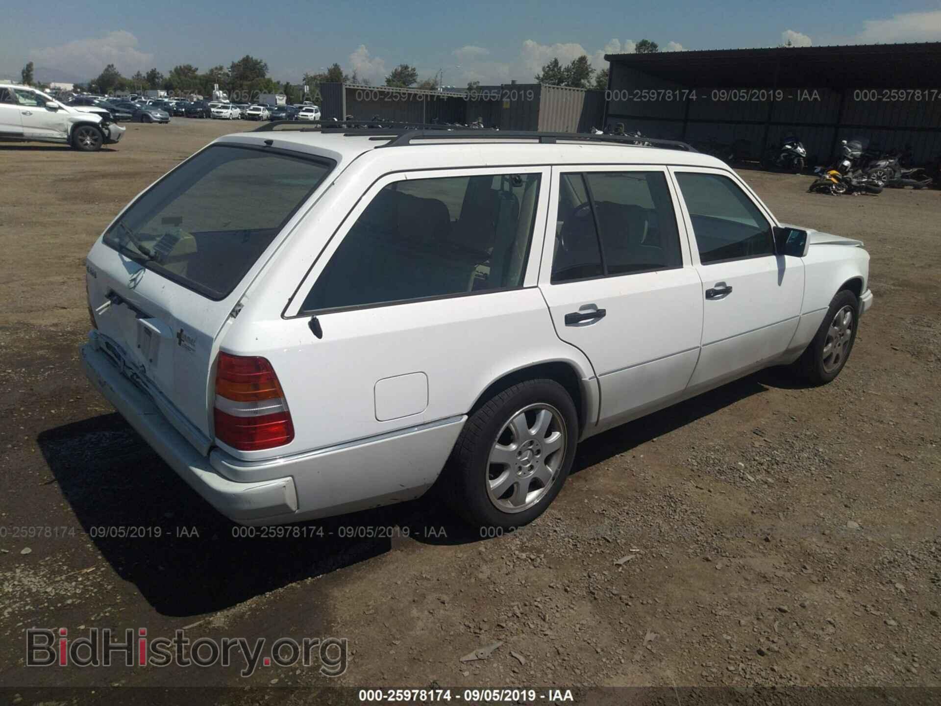 1994 MERCEDES-BENZ E - VIN: WDBEA92E2RF281646 - Фото 4