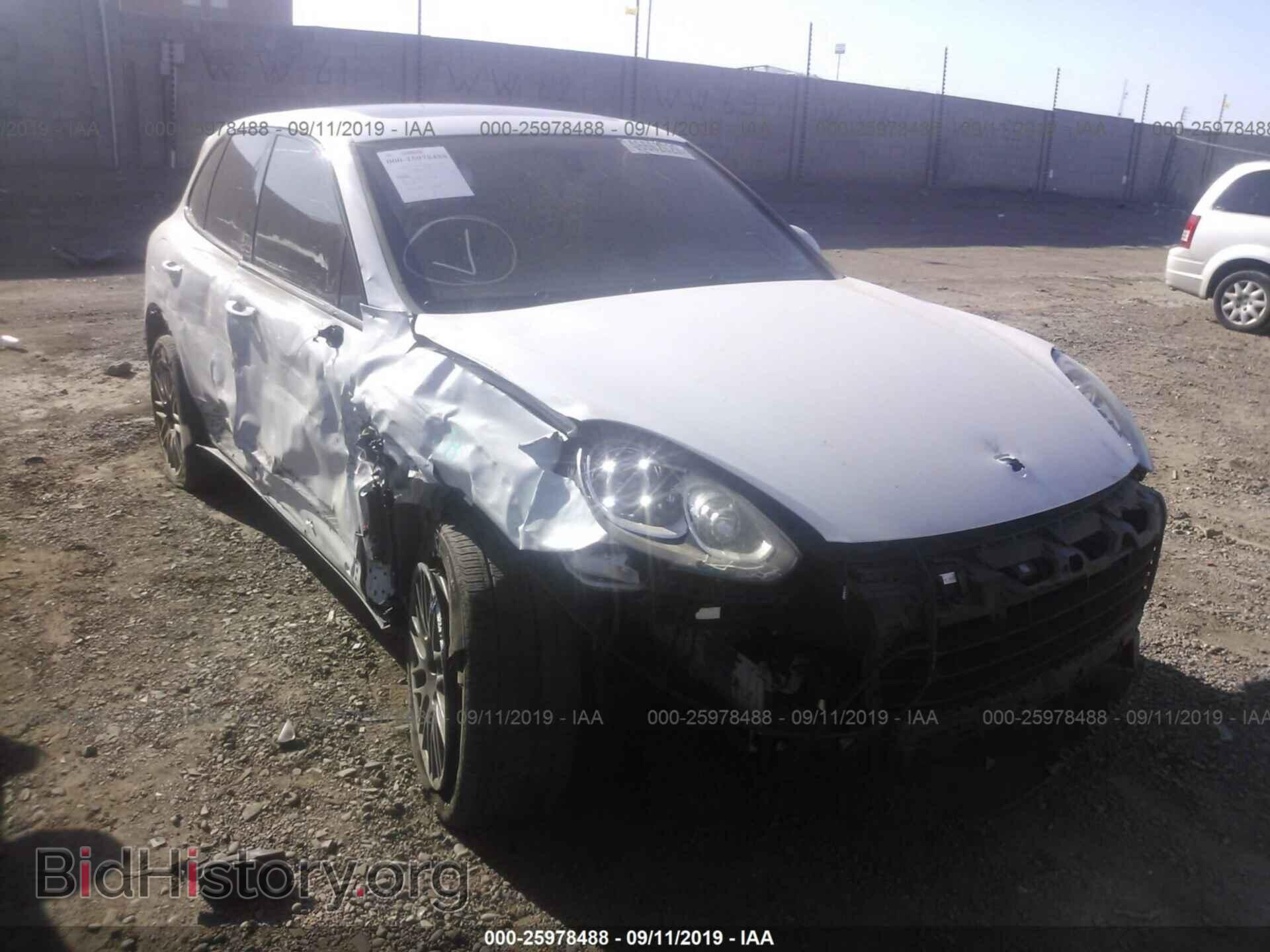 2017 PORSCHE CAYENNE - VIN: WP1AA2A24HKA90734 - Фото 6