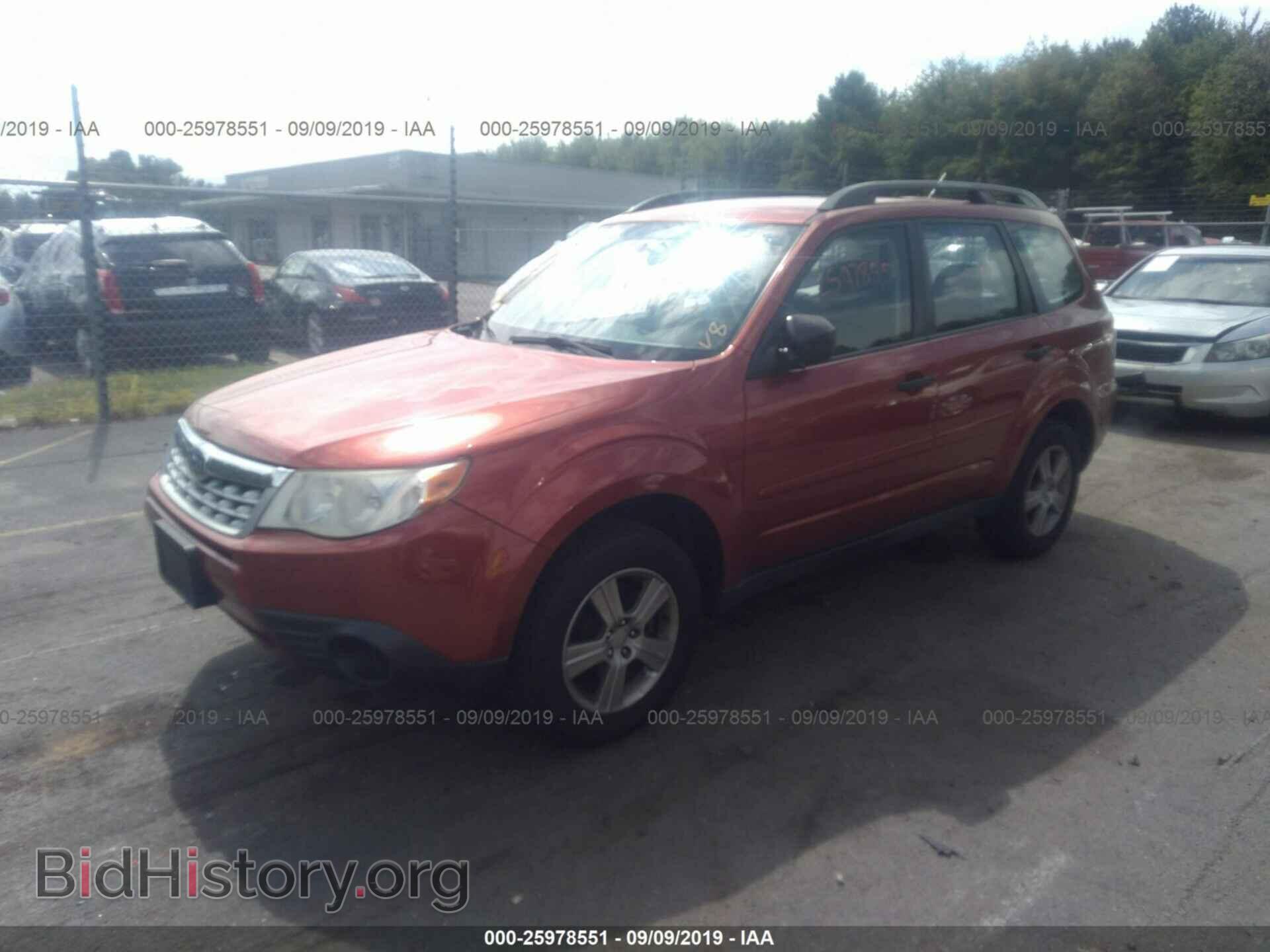 2011 SUBARU FORESTER - VIN: JF2SHABC4BH770156 - Фото 2
