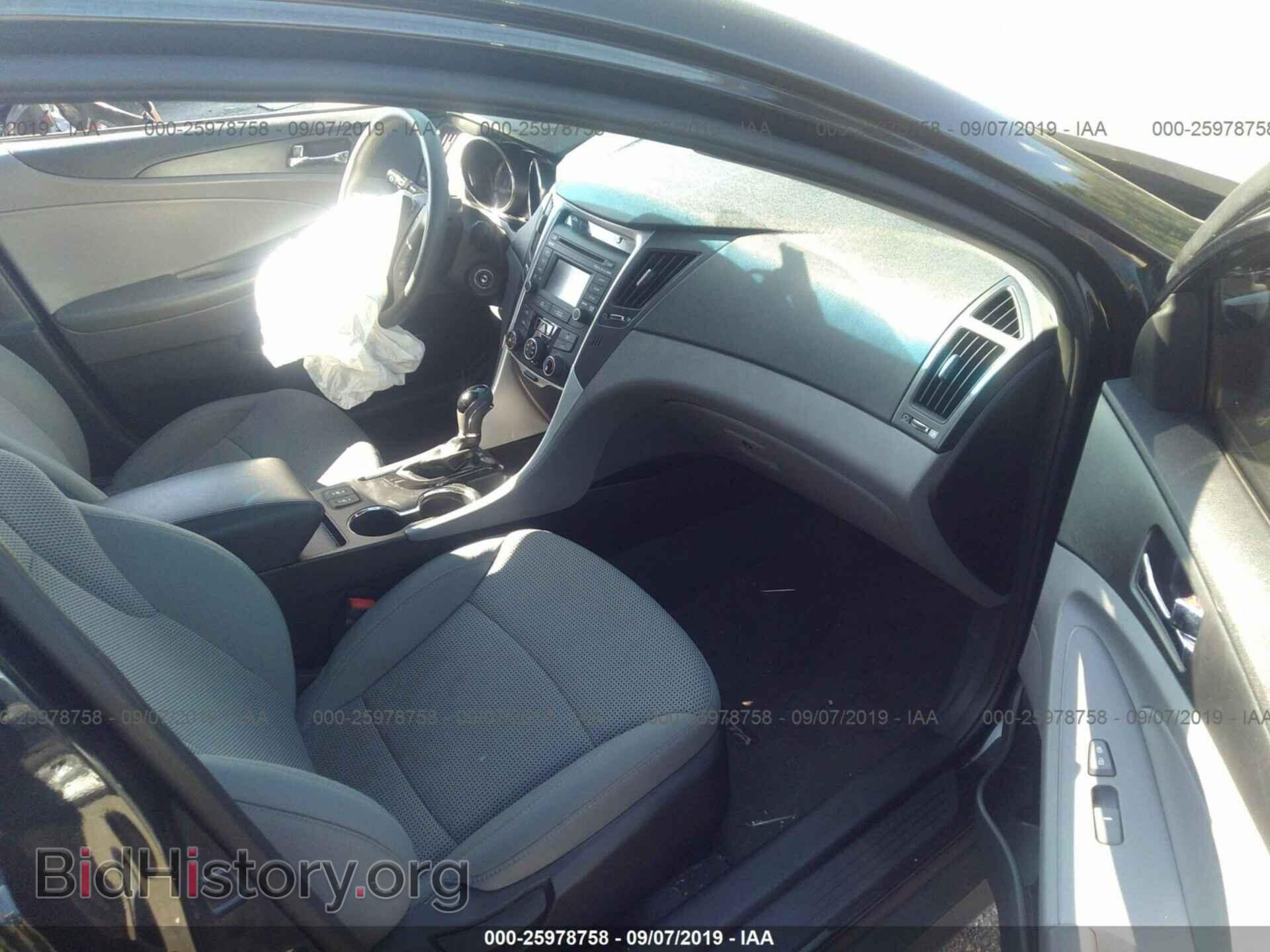 2014 HYUNDAI SONATA - VIN: 5NPEB4AC4EH946810 - Фото 5