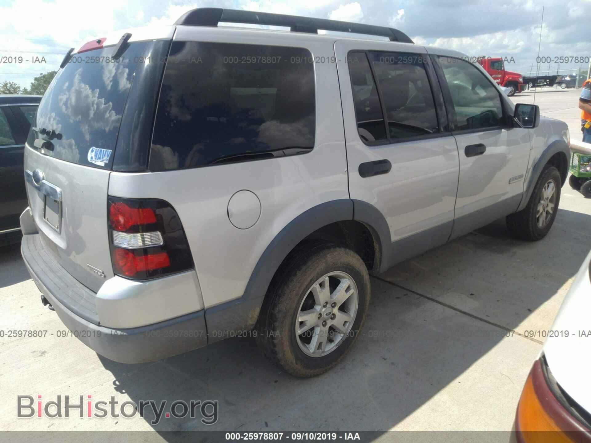 2006 FORD EXPLORER - VIN: 1FMEU63E36UA80220 - Photo 4