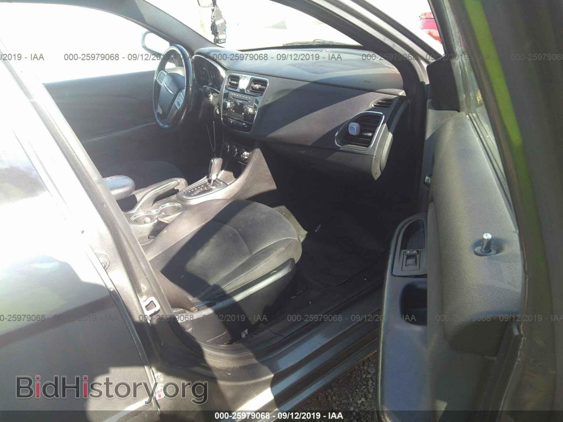 2012 CHRYSLER 200 - VIN: 1C3CCBBB6CN246352 - Photo 5