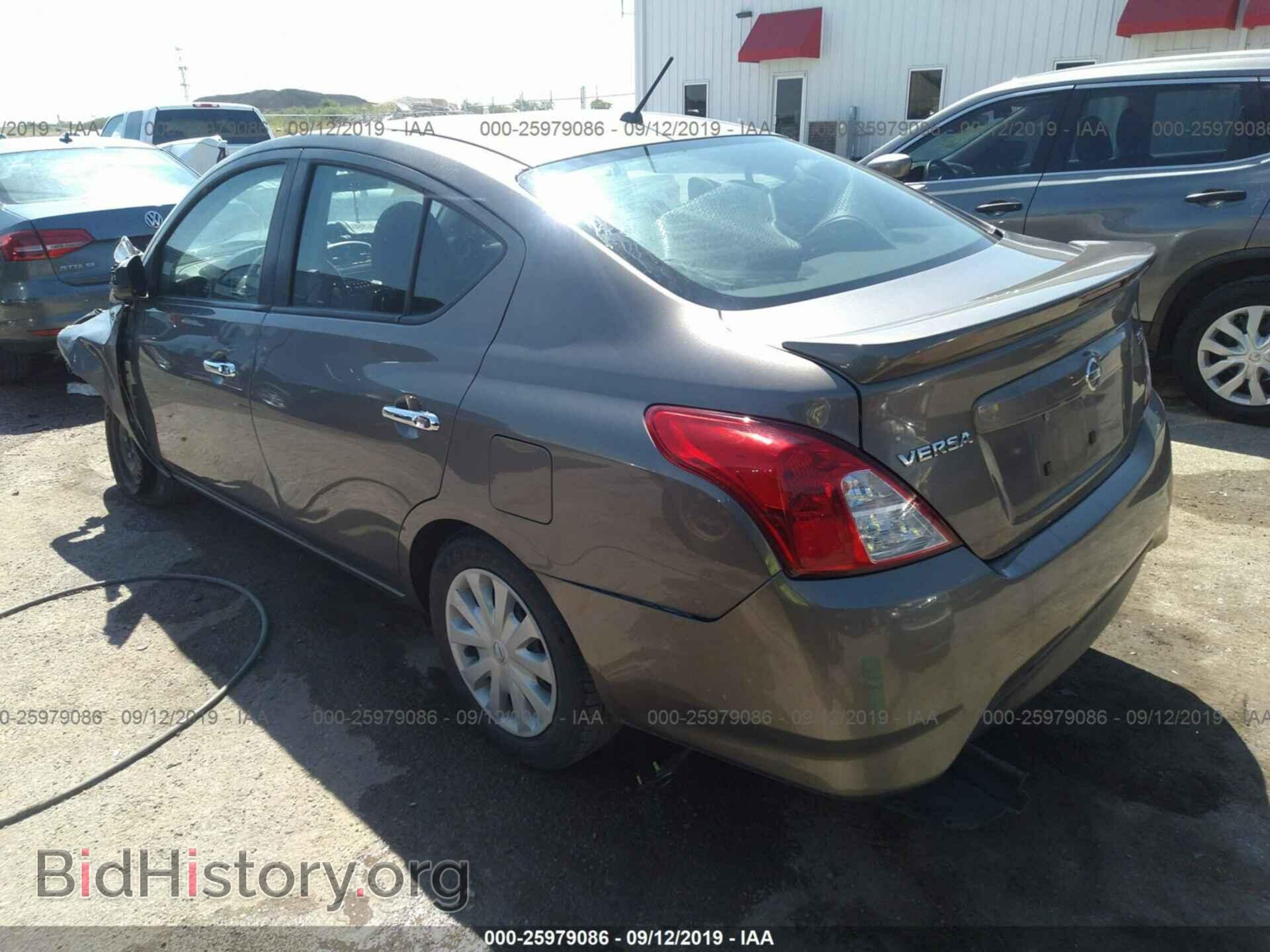 2017 NISSAN VERSA - VIN: 3N1CN7AP1HL812573 - Фото 3