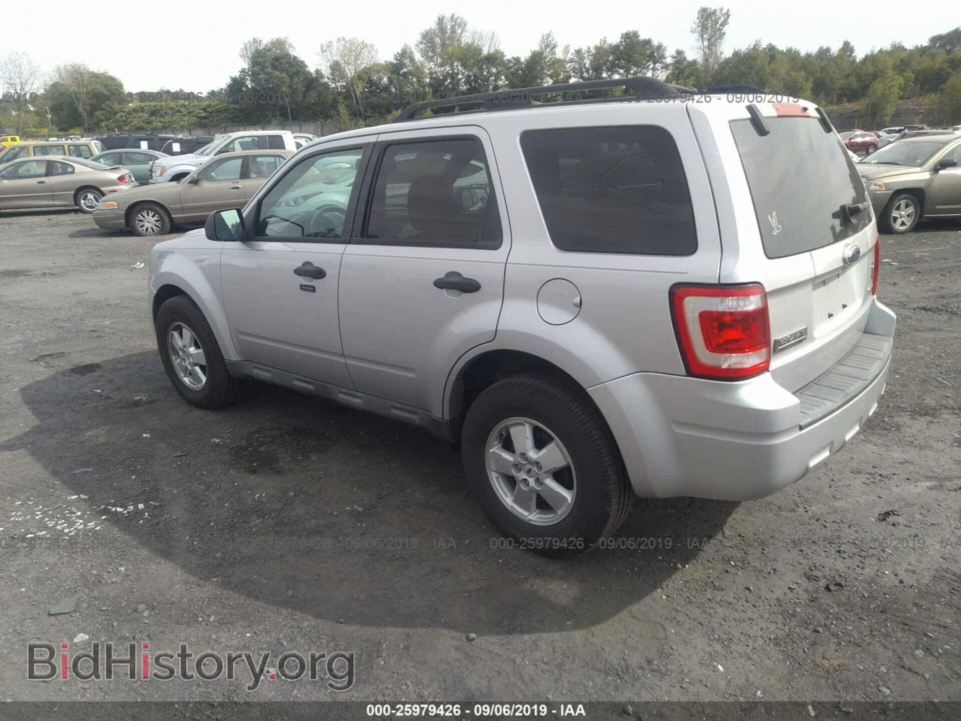 2009 FORD ESCAPE - VIN: 1FMCU93GX9KB79076 - Фото 3