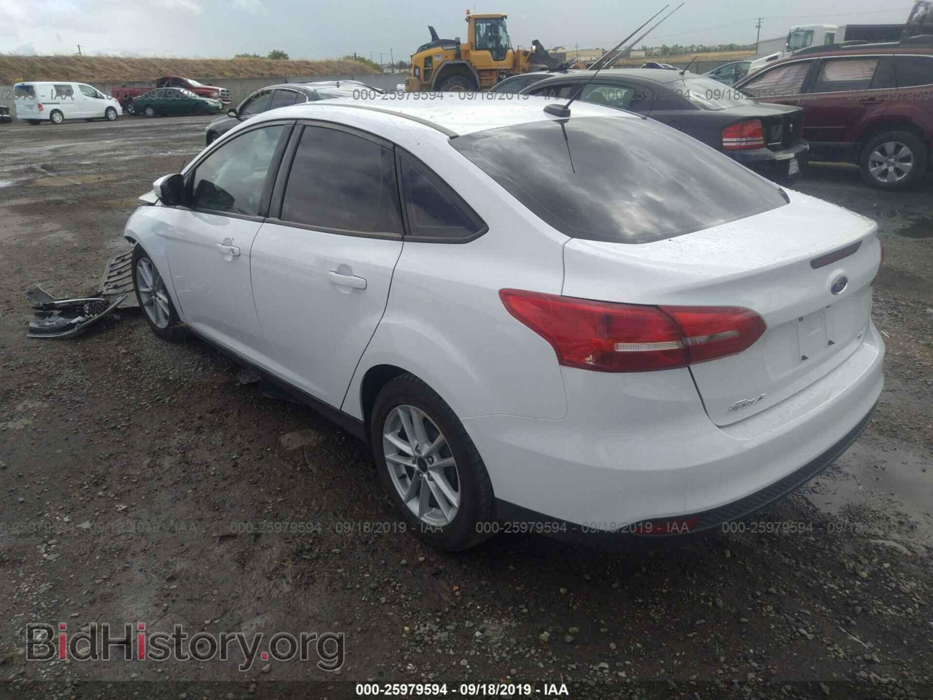 2017 FORD FOCUS - VIN: 1FADP3F25HL237753 - Фото 3